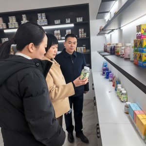 史莉赴潁東區(qū)開展三走進、三融入活動